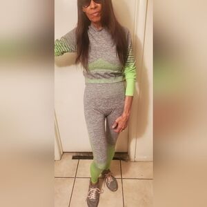 Elevate Your Style With This Trendy 2 Piece Jogger